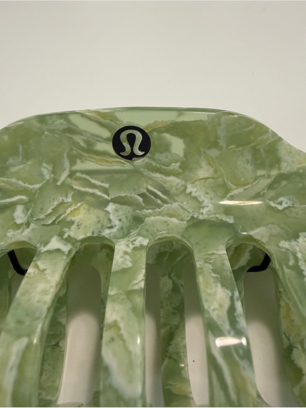 Lululemon - Jumbo Claw Hair Clip - NWT - Picture 3 of 4
